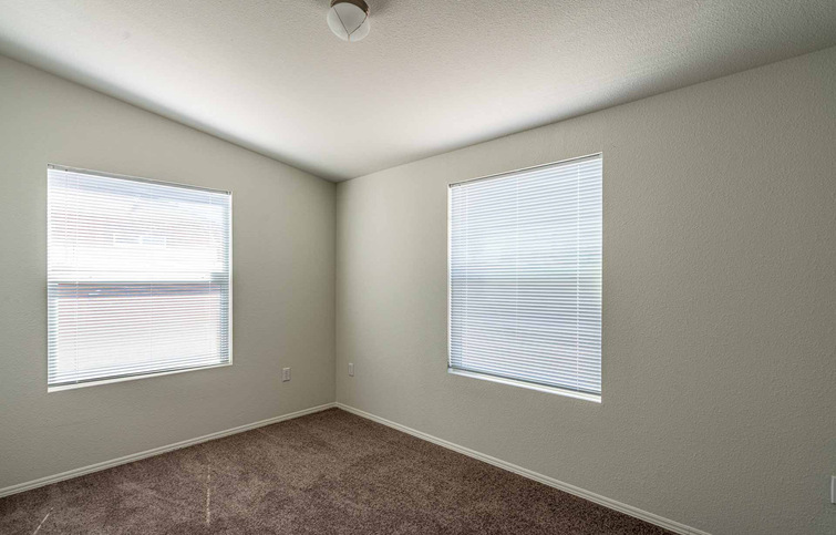 Canyon Lake 24483E | 3 bedroom, 2 bathroom, 1120 sqft home | Built by Cavco - Riverside in Riverside, CA.