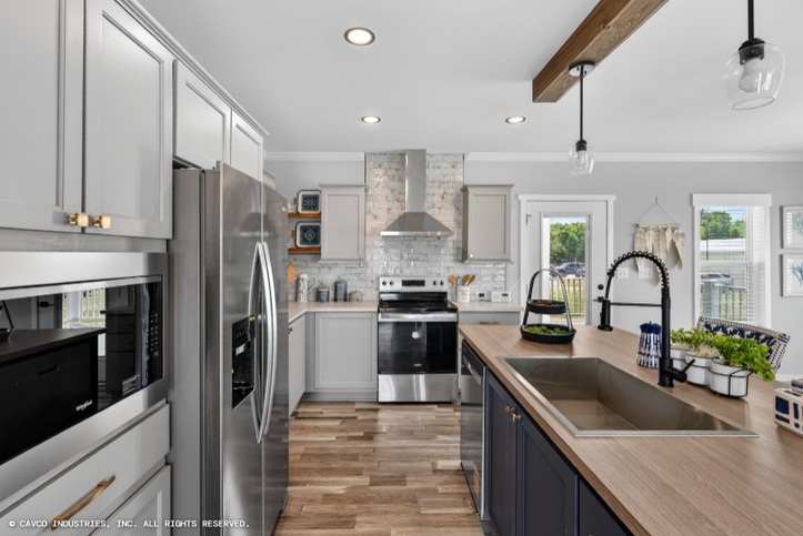 Chase 40402A | 2 bedroom, 2 bathroom, 1600 sqft home. Built by Cavco - Plant City in Plant City, FL.