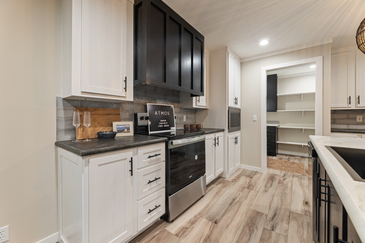 Atmos 28603N | 3 bedroom, 2 bathroom, 1493 sft home. Built by Cavco - Nampa in Nampa, ID. Nationally Available model.