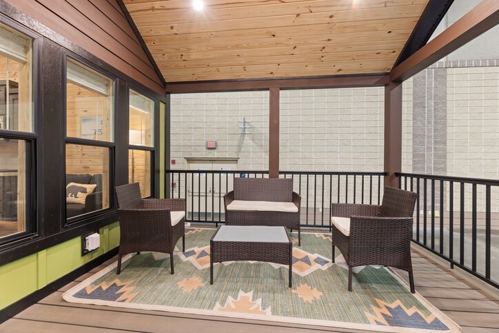 Eagle 13291P | 2 bedroom, 1 bathroom, 395 sqft home | Built by Cavco - Ocala in Ocala, FL.