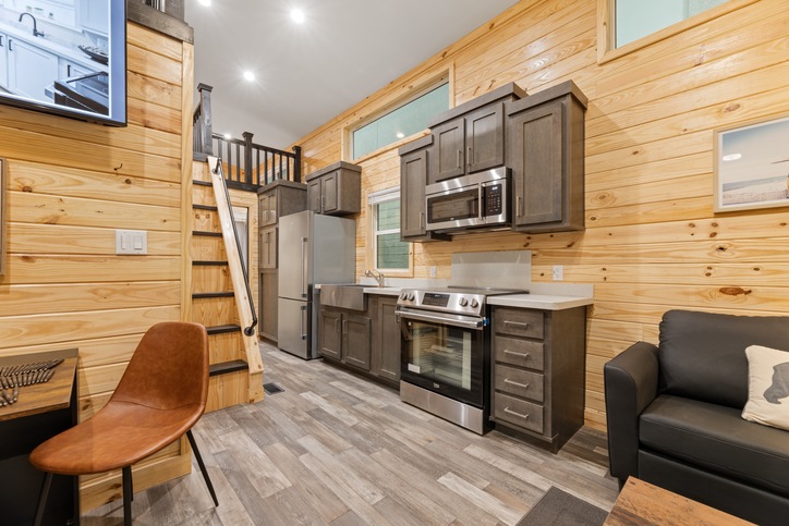 Eagle 13291P | 2 bedroom, 1 bathroom, 395 sqft home | Built by Cavco - Ocala in Ocala, FL.