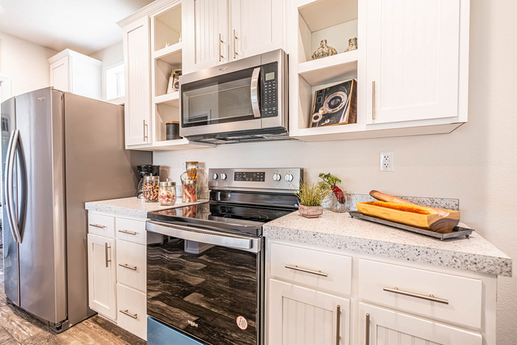 Hayden 28443E | 3 bedroom, 2 bathroom, 1260 sqft home | Built by Cavco - Nampa in Nampa, ID.