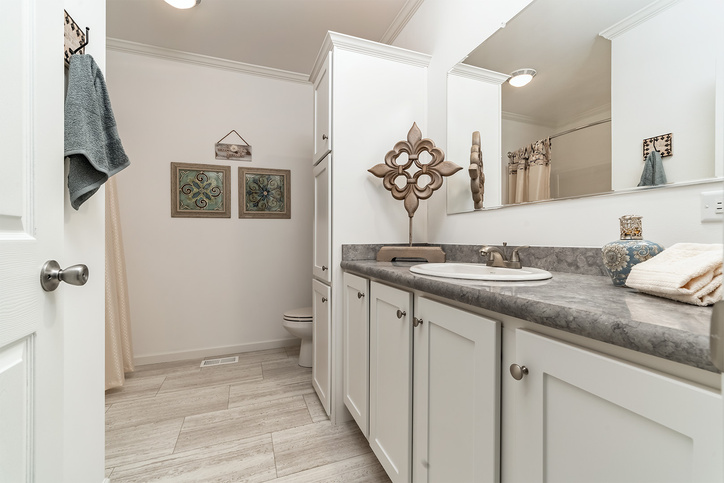 Beacon Ranch 32362NM | 2 bedroom, 2 bathroom, 1080 sqft home. Built by Cavco - Shippenville in Shippenville, PA.