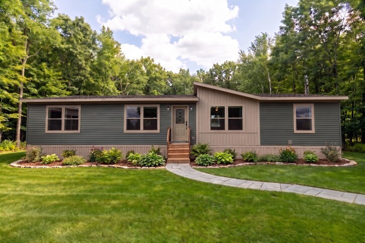 Westlake Ranch 28603D | 3 bedroom, 2 bathroom, 1446 sqft home | Built by Cavco - Dorchester in Dorchester, WI.