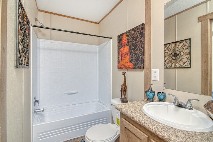 Orion 9176 Nexus Series Houston TX
Guest Bathroom