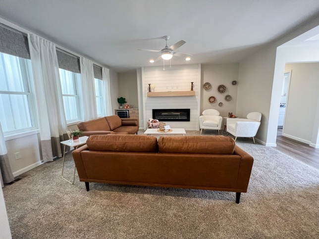 Grand 28683AM | 3 bedroom, 2 bathroom, 1856 sqft home. Built by Cavco - Manorwood in Emlenton, PA.
