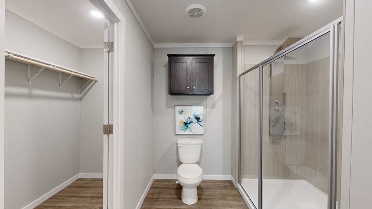 Grand Mesa 2376 Acorn Series Manufactured Home Oklahoma City, OK
Primary Bathroom