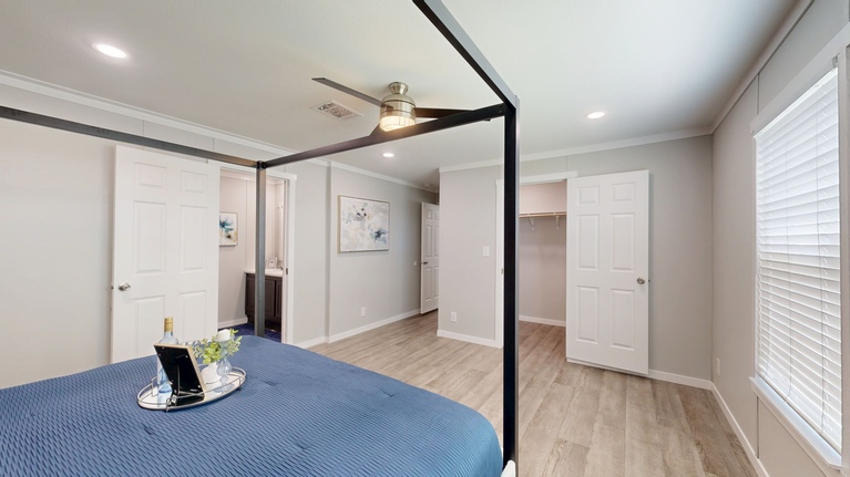 Grand Mesa 2376 Acorn Series Manufactured Home Oklahoma City, OK
Primary Bedroom