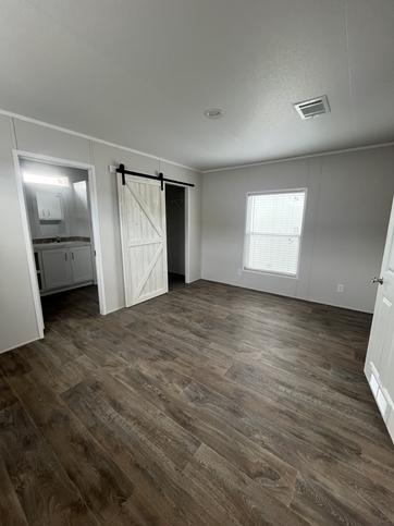 Pinnacle 16602P | 2 bedroom, 2 bathroom, 930 sqft home | Built by Cavco - Waco in Waco, TX.
