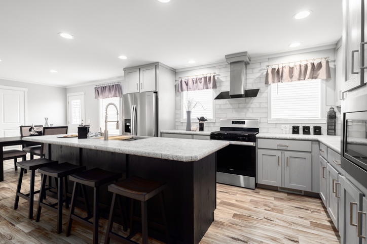 Deercreek Allure 28683A| 3 bedroom, 3 bathroom, 1813 sqft home. Built by Cavco - Shippenville in Shippenville, PA.