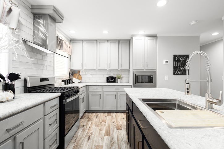 Deercreek Allure 28683A| 3 bedroom, 3 bathroom, 1813 sqft home. Built by Cavco - Shippenville in Shippenville, PA.