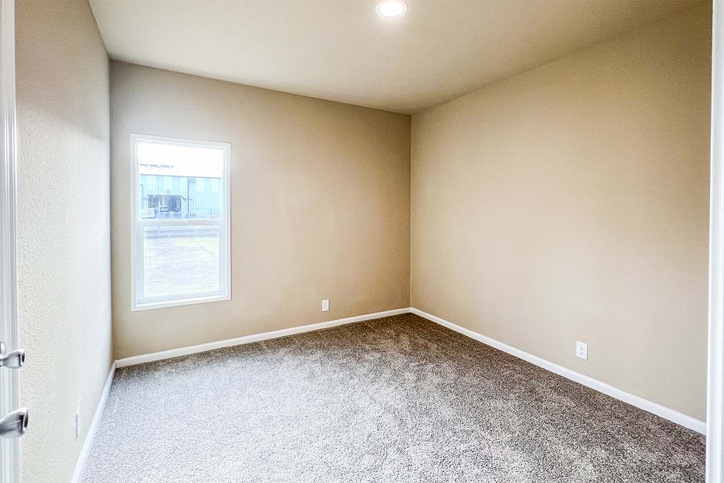Evergreen 37624E | 4 bedroom, 2 bathroom, 2273 sqft home | Built by Cavco - Woodburn in Woodburn, OR.