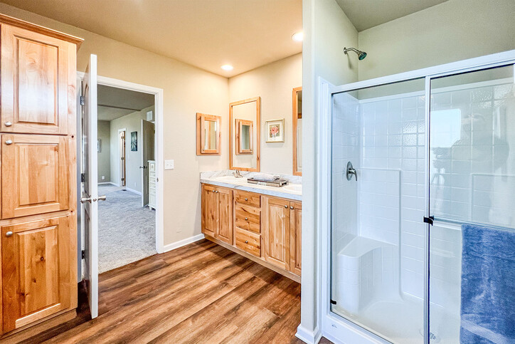 Evergreen 37624E | 4 bedroom, 2 bathroom, 2273 sqft home | Built by Cavco - Woodburn in Woodburn, OR.