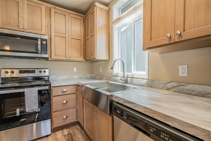 Evergreen 24342E | 2 bedroom, 1 bathroom, 793 sqft home | Built by Cavco - Woodburn in Woodburn, OR.