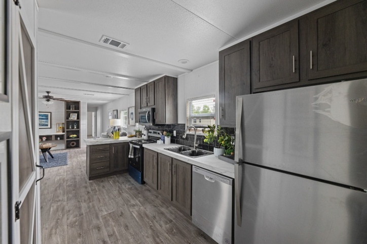 Pinnacle 16763P | 3 bedroom, 2 bathroom, 1178 sqft home | Built by Cavco - Waco in Waco, TX.
