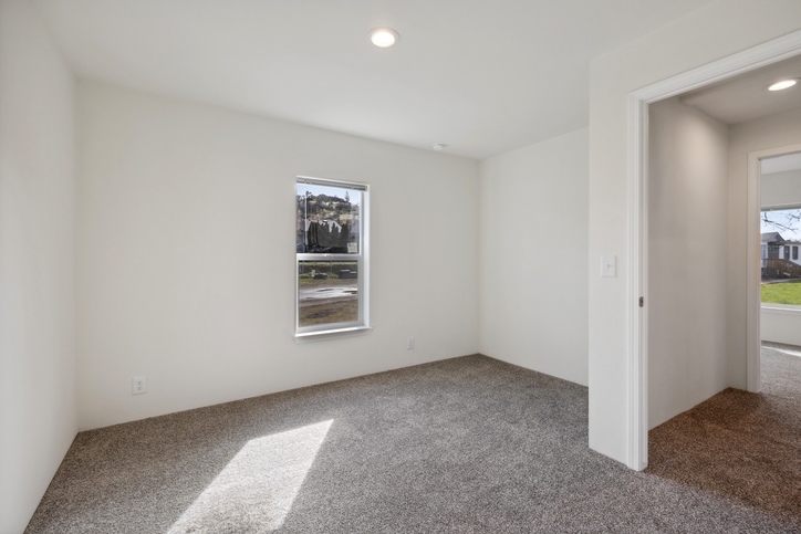Eagle 28483C | 3 bedroom, 2 bathroom, 1279 sqft home. Built by Cavco - Woodburn in Woodburn, OR.