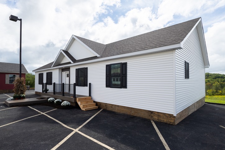 Ultra 32623BM | 3 bedroom, 2 bathroom, 1922 sqft home. Built by Cavco - Emlenton in Emlenton, PA