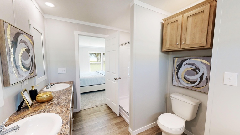 Cimarron 2368 Acorn Series Manufactured Home Houston TX
Primary Bathroom