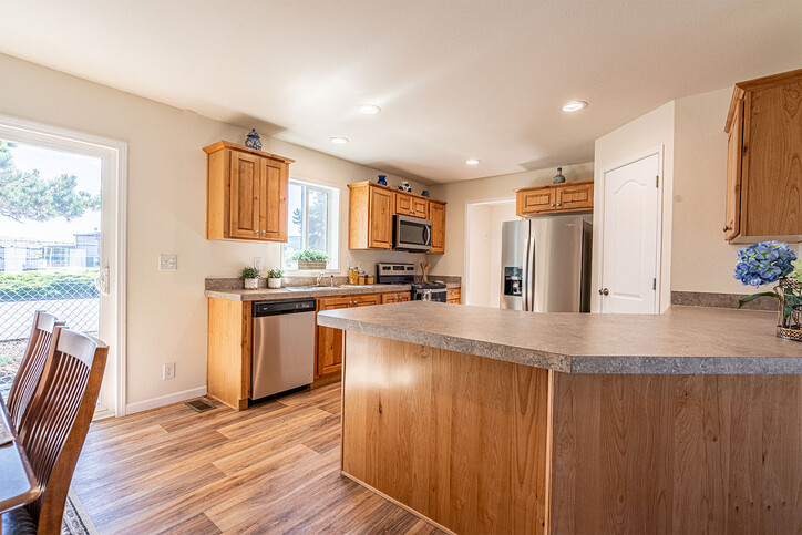 Sandpointe 28664A | 4 bedroom, 2 bathroom, 1760 sqft home | Built by Cavco - Woodburn in Woodburn, OR.