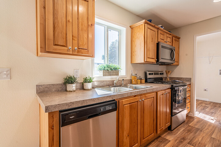 Sandpointe 28664A | 4 bedroom, 2 bathroom, 1760 sqft home | Built by Cavco - Woodburn in Woodburn, OR.