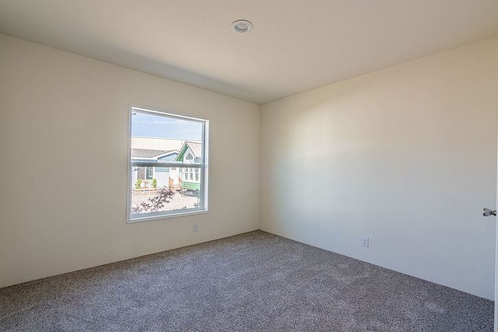 Sandpointe 28664A | 4 bedroom, 2 bathroom, 1760 sqft home | Built by Cavco - Woodburn in Woodburn, OR.