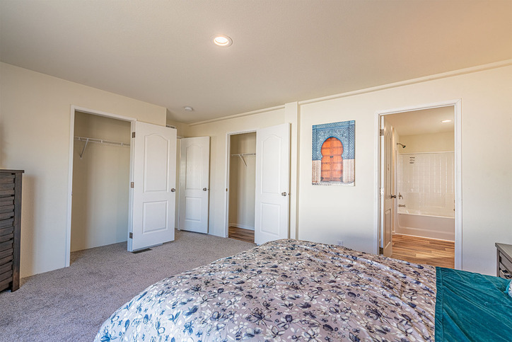 Sandpointe 28664A | 4 bedroom, 2 bathroom, 1760 sqft home | Built by Cavco - Woodburn in Woodburn, OR.