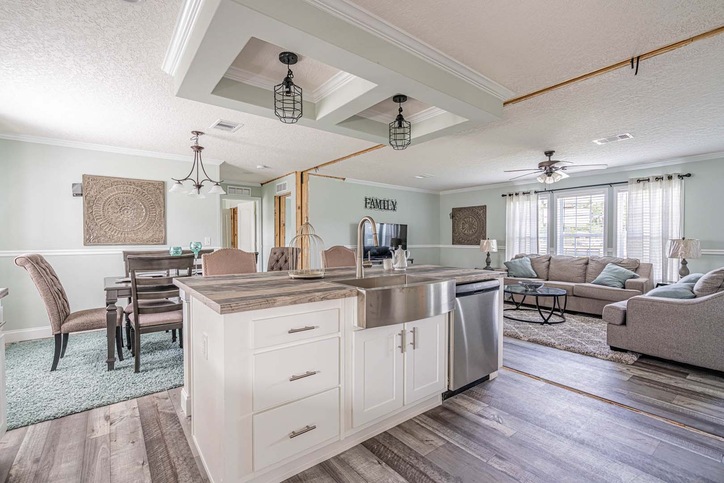 Camron 28563F | 3 bedroom, 2 bathroom, 1494 sqft home | Built by Cavco - Moultrie in Moultrie, GA.