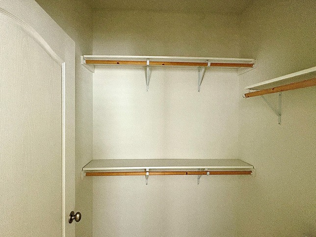 Walk-in closet #1 ,Pacific Chile San Marcos CA, Pacific Manufactured Homes