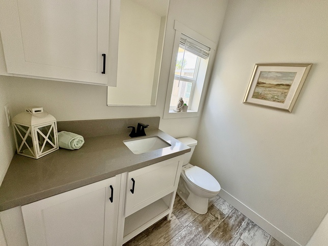 Half Bath, Pacific Chile San Marcos CA, Pacific Manufactured Homes