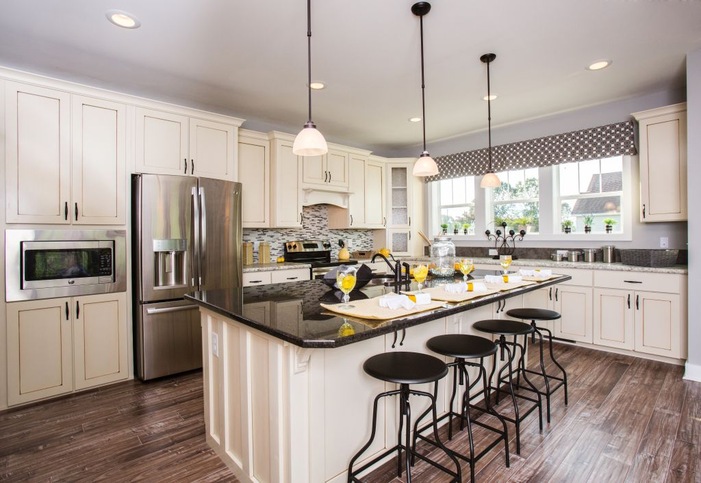 Baxter 42483A | 3 bedroom, 2 bathroom, 1932 sqft home | Built by Cavco - Crouse in Crouse, NC.