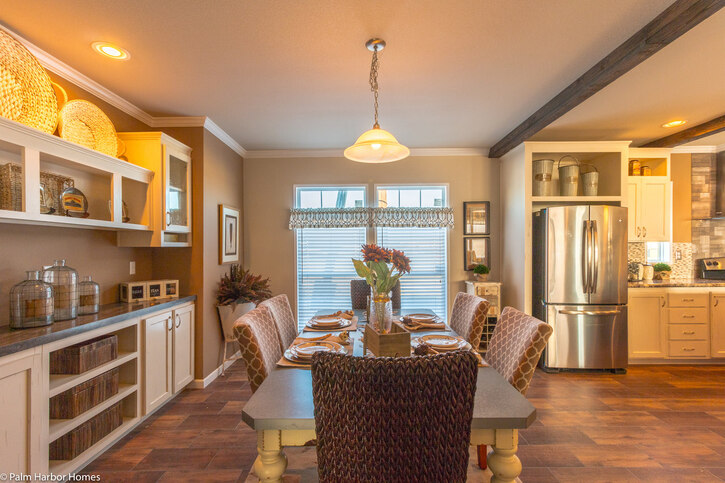 Sonora II 32763B | 3 Bedroom, 2 Bathroom, 2356 sqft home | Built by Cavco - Austin in Austin, TX.