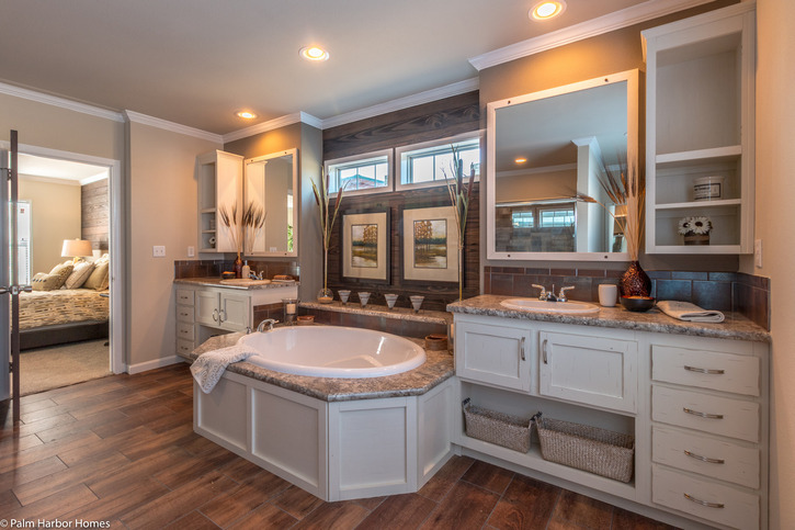 Sonora II 32763B | 3 Bedroom, 2 Bathroom, 2356 sqft home | Built by Cavco - Austin in Austin, TX.