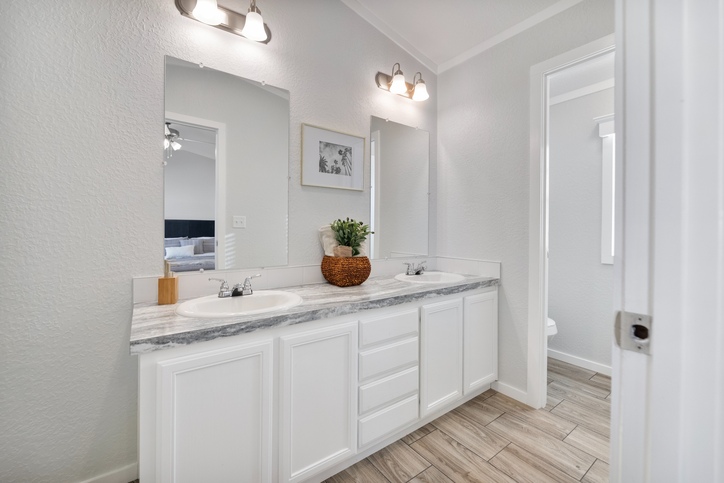 NOT SO TINY HOME 16682A Lufkin TX