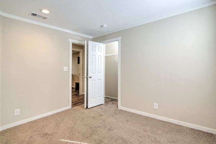 McKinley 32764A | 4 bedroom, 2 bathroom, 2280 sqft home | Built by Cavco - Lancaster in Lancaster, TX