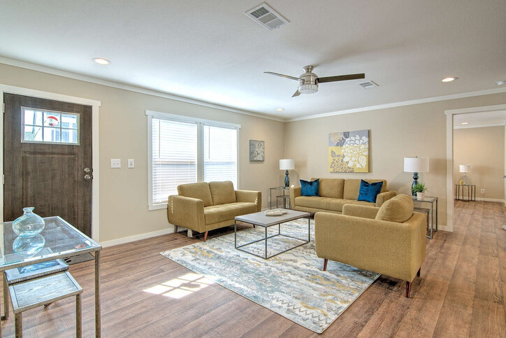 McKinley 32764A | 4 bedroom, 2 bathroom, 2280 sqft home | Built by Cavco - Lancaster in Lancaster, TX