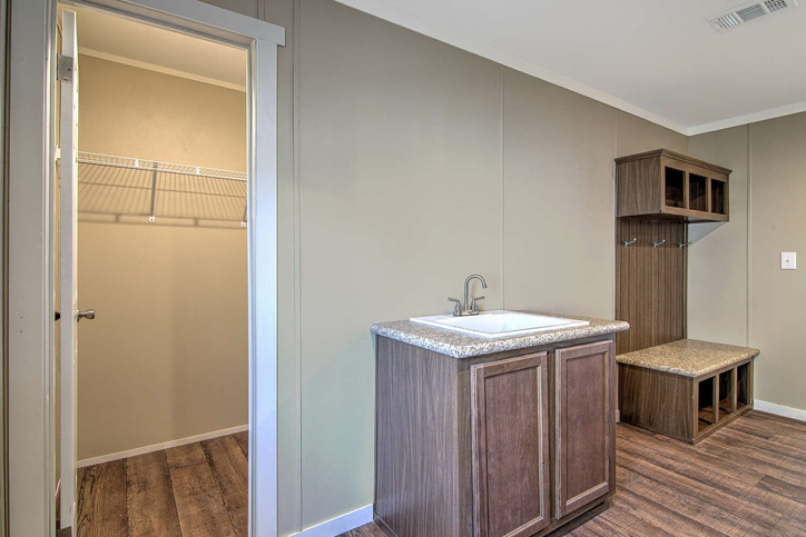 McKinley 32764A | 4 bedroom, 2 bathroom, 2280 sqft home | Built by Cavco - Lancaster in Lancaster, TX