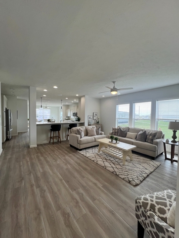 Brookwood 32723A Nevada IA
Great Room looking into Kitchen
