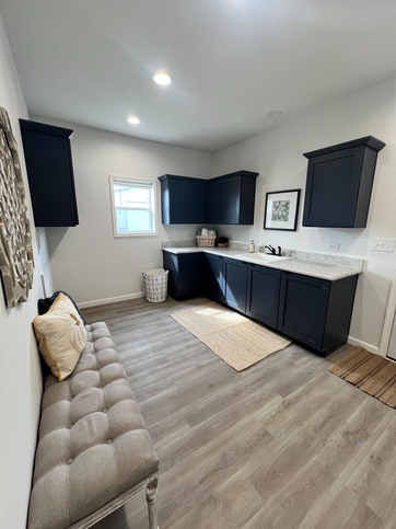 Brookwood 32723A Nevada IA
Laundry/Mud Room