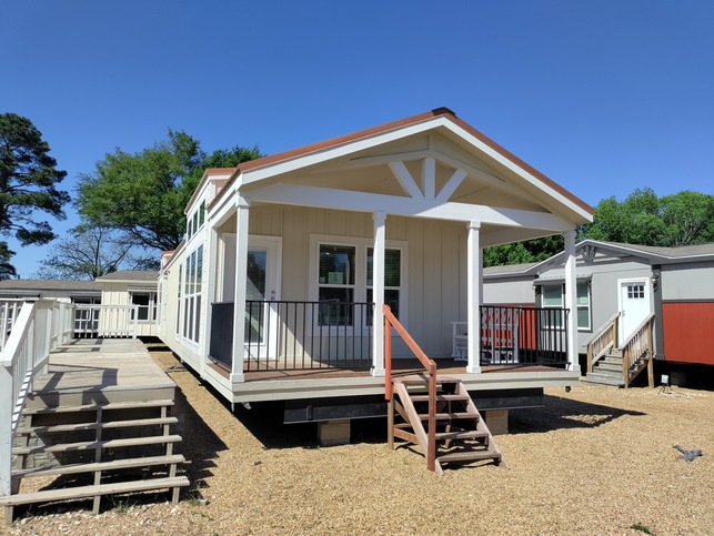 Eagle J60EP8 Smart Cottage Home Series Manufactured Home Huntsville TX
