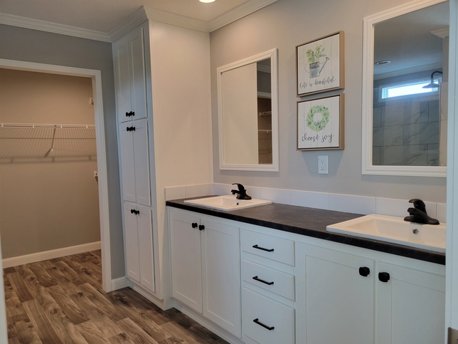 Heritage Pointe 32603D | 3 bedroom, 2 bathroom, 1800 sqft home | Built by Cavco - Rocky Mount in Rocky Mount, VA.