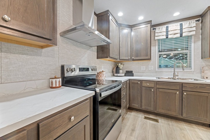 McCormick 2435D | 1 bedroom, 1 bathroom, 736 sqft home. Built by Cavco - Nappanee in Nappanee, IN.