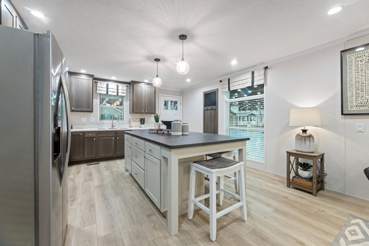 McCormick 2435D | 1 bedroom, 1 bathroom, 736 sqft home. Built by Cavco - Nappanee in Nappanee, IN.