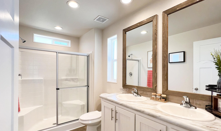 Thompson 24483M | 3 bedroom, 2 bathroom, 1119 sqft home | Built by Cavco - Nampa in Nampa, ID.