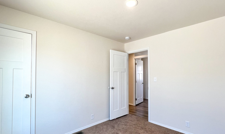 Thompson 24483M | 3 bedroom, 2 bathroom, 1119 sqft home | Built by Cavco - Nampa in Nampa, ID.
