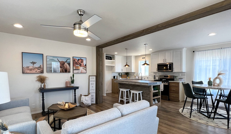 Thompson 24483M | 3 bedroom, 2 bathroom, 1119 sqft home | Built by Cavco - Nampa in Nampa, ID.