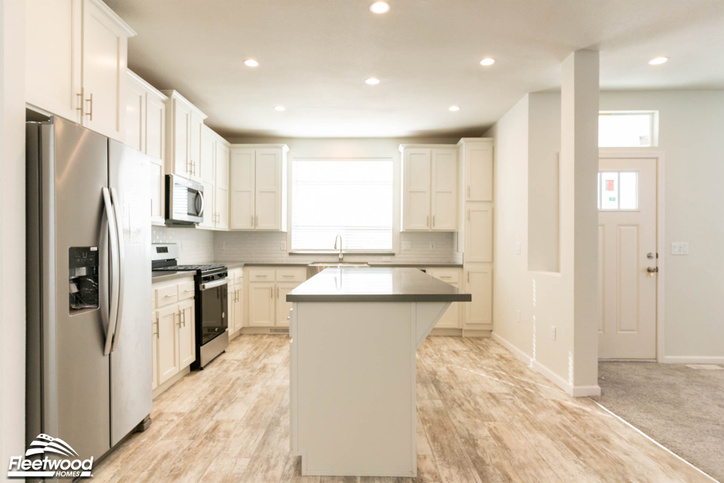 Coronado 28603M | 3 bedroom, 2 bathroom, 1520 sqft home | Built by Cavco - Riverside in Riverside, CA.