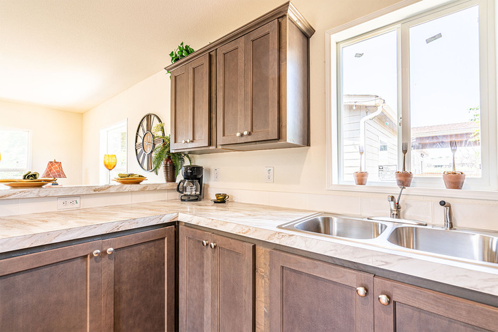 Sandpointe 14522A | 2 bedroom, 1 bathroom, 710 sqft home | Built by Cavco - Woodburn in Woodburn, OR.