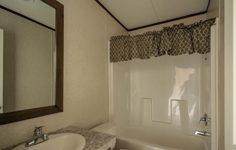 Weston 16763A - a 3 bedroom, 2 bath home by Fleetwood Homes.
