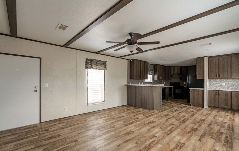 Weston 16763A - a 3 bedroom, 2 bath home by Fleetwood Homes.