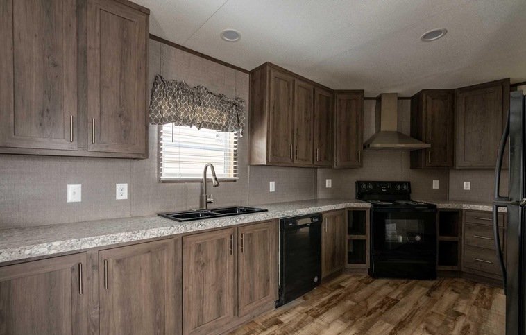 Weston 16763A - a 3 bedroom, 2 bath home by Fleetwood Homes.